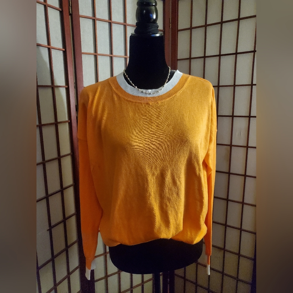 Benetton lightweight sweater